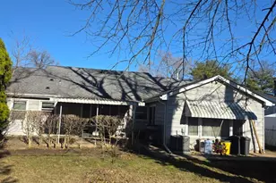 11 Eddington Ln, Willingboro, NJ 08046 - Photo 2