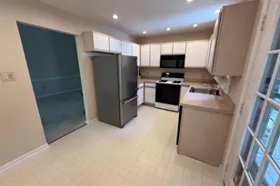 806 Sweetwater Dr, Cinnaminson, NJ 08077 - Photo 4