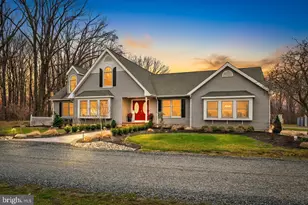 282 Chesterfield Jacobstown Rd, Wrightstown, NJ 08562 - Photo 1