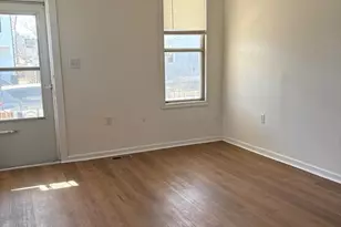 317 W 4th St, Palmyra, NJ 08065 - Photo 4