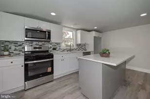 207 Pennsylvania Ave, Hainesport, NJ 08036 - Photo 2