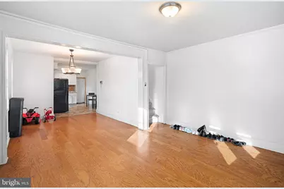 637 Walton Avenue, Beverly, NJ 08010 - Photo 4