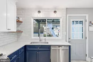 242 Center St, Moorestown, NJ 08057 - Photo 10