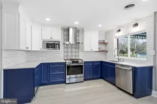 242 Center St, Moorestown, NJ 08057 - Photo 8