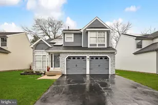 6 Berkely Dr, Burlington, NJ 08016 - Photo 2