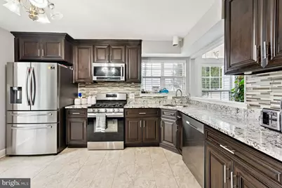 6 Berkely Drive, Burlington, NJ 08016 - Photo 4