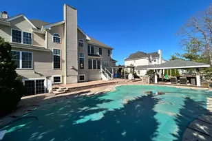 18 Foxcroft Way, Mount Laurel, NJ 08054 - Photo 4