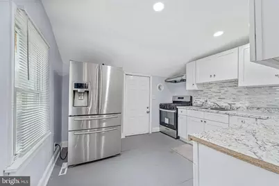 309 Jones Avenue, Burlington, NJ 08016 - Photo 10