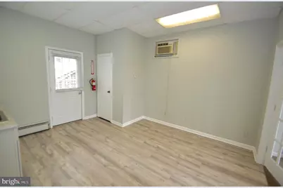 317 E Broad Street, Palmyra, NJ 08065 - Photo 8