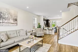 18 Rome Wy, Mount Laurel, NJ 08054 - Photo 2