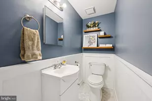 704 Cornwallis Dr, Mount Laurel, NJ 08054 - Photo 14