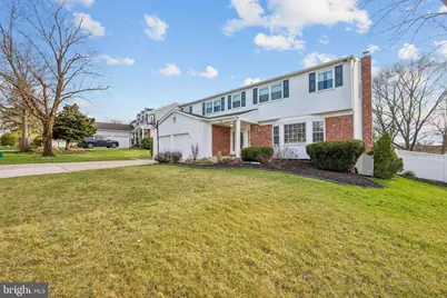 704 Cornwallis Drive, Mount Laurel, NJ 08054 - Photo 2