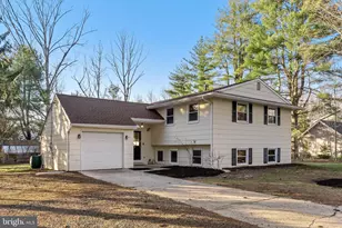 52 Taunton Rd, Medford, NJ 08055 - Photo 2