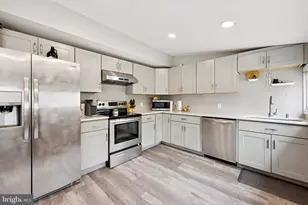 4 Creek Ln, Mount Holly, NJ 08060 - Photo 6