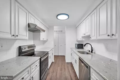 144 Briar Court, Marlton, NJ 08053 - Photo 8