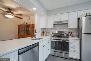 804 Sedgefield Dr, Mount Laurel, NJ 08054 - Photo 6