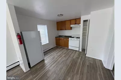 120 E Main Street #B, Wrightstown, NJ 08562 - Photo 2