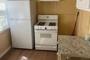 26 W Union St, Burlington, NJ 08016 - Photo 2