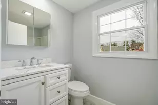 27 Harper Ln, Willingboro, NJ 08046 - Photo 14