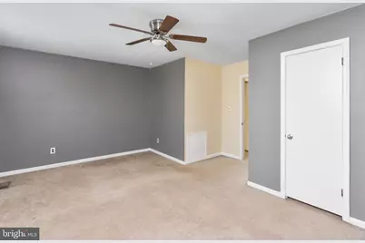 45 Carriage Stop Place, Florence, NJ 08518 - Photo 12