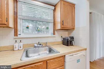 5 Berkshire Court, Bordentown, NJ 08505 - Photo 10