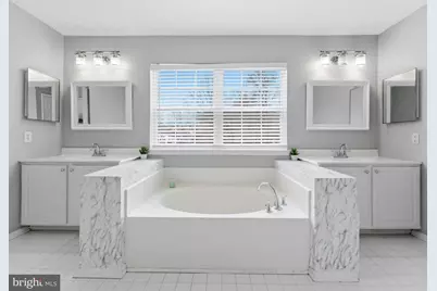 101 Weatherhill Court, Hainesport, NJ 08036 - Photo 20