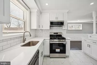 500 Charles Street W, Palmyra, NJ 08065 - Photo 8