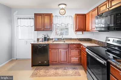 11 Buckingham Drive, Southampton, NJ 08088 - Photo 14