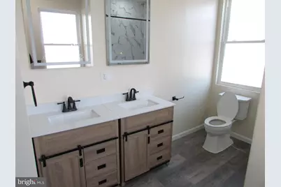 20 Pine Street, Beverly, NJ 08010 - Photo 8