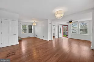 152 E 7th St, Burlington, NJ 08016 - Photo 6