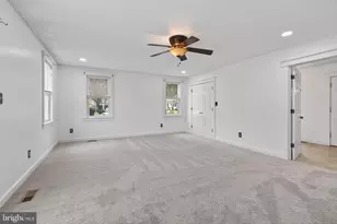 152 E 7th St, Burlington, NJ 08016 - Photo 20