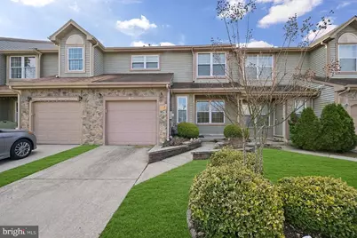 47 Knighton Lane, Mount Laurel, NJ 08054 - Photo 1