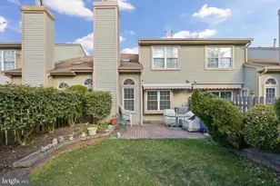 47 Knighton Ln, Mount Laurel, NJ 08054 - Photo 4