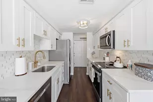 262 Grisscom Ct, Marlton, NJ 08053 - Photo 6