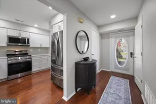 333 Ericson Ct, Mount Laurel, NJ 08054 - Photo 4