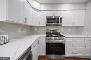 333 Ericson Ct, Mount Laurel, NJ 08054 - Photo 14