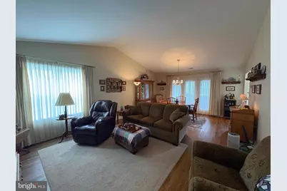 103 Carriage Hill Court, Mansfield Township, NJ 08022 - Photo 4