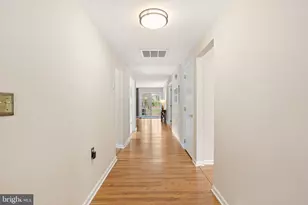 61 Finchley Ct, Southampton, NJ 08088 - Photo 2