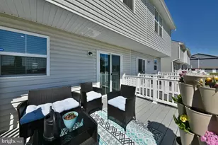24 Wendowski St, Beverly, NJ 08010 - Photo 18