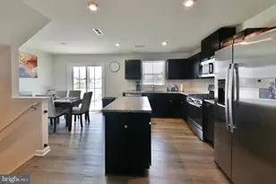 24 Wendowski St, Beverly, NJ 08010 - Photo 6