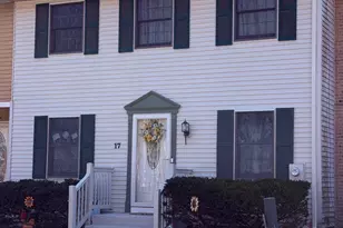 17 Fawnhollow Ct, Medford, NJ 08055 - Photo 1