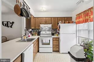 1015 Scotswood Ct, Mount Laurel, NJ 08054 - Photo 10