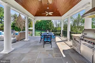 106 Ashley Ct, Moorestown, NJ 08057 - Photo 8