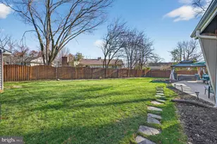 419 Edgemoor Dr, Moorestown, NJ 08057 - Photo 2