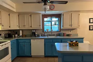 110 Thornwood Dr, Marlton, NJ 08053 - Photo 10