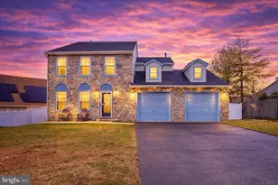 9 Ariel Dr, Mount Holly, NJ 08060 - Photo 1