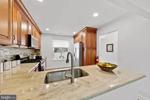 84 Five Crown Royal, Marlton, NJ 08053 - Photo 4
