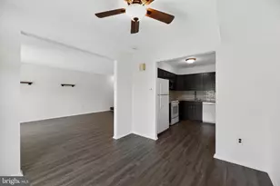 1059 Harbour Dr, Palmyra, NJ 08065 - Photo 8