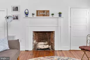 46 2nd St, Bordentown, NJ 08505 - Photo 8