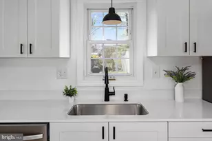 46 2nd St, Bordentown, NJ 08505 - Photo 18